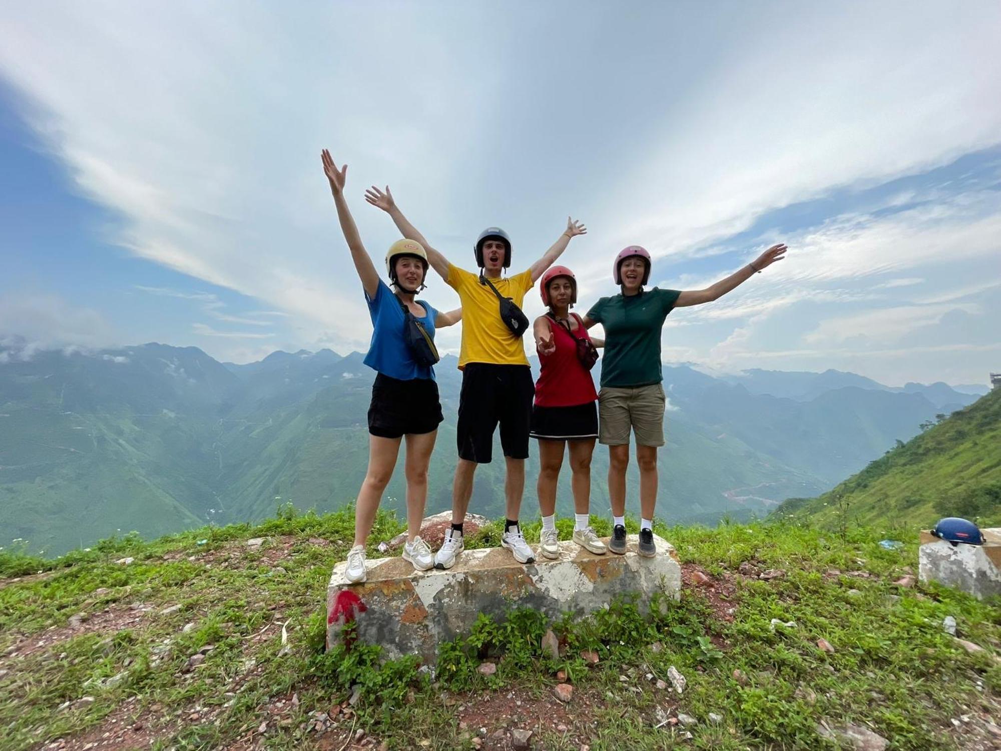 Wings Ha Giang Loop Bungalow エクステリア 写真
